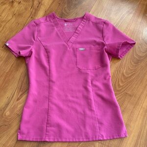 Figs Women's Vivid Pink Short Sleeve Top